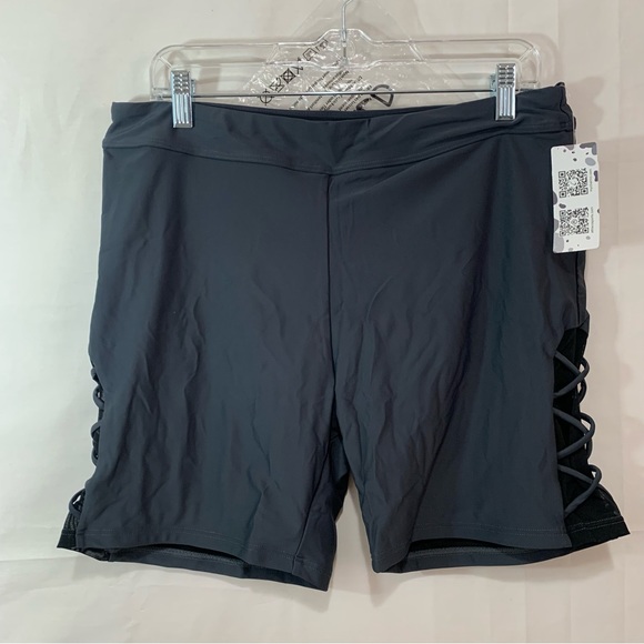 ATTRACO Women Plus Size Criss Cross Swimsuit Bottoms with Liner Shorts in Gray - Picture 2 of 8